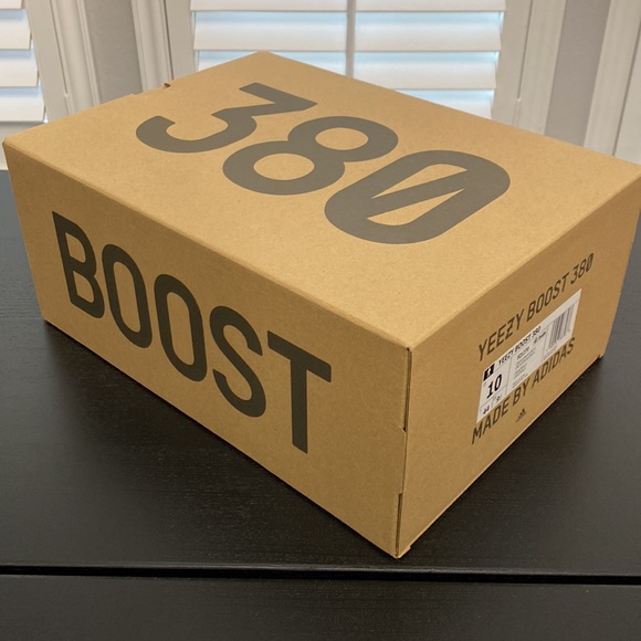 Yeezy Boost 380 Adult - Onyx - Size 10 - Picture 9 of 14